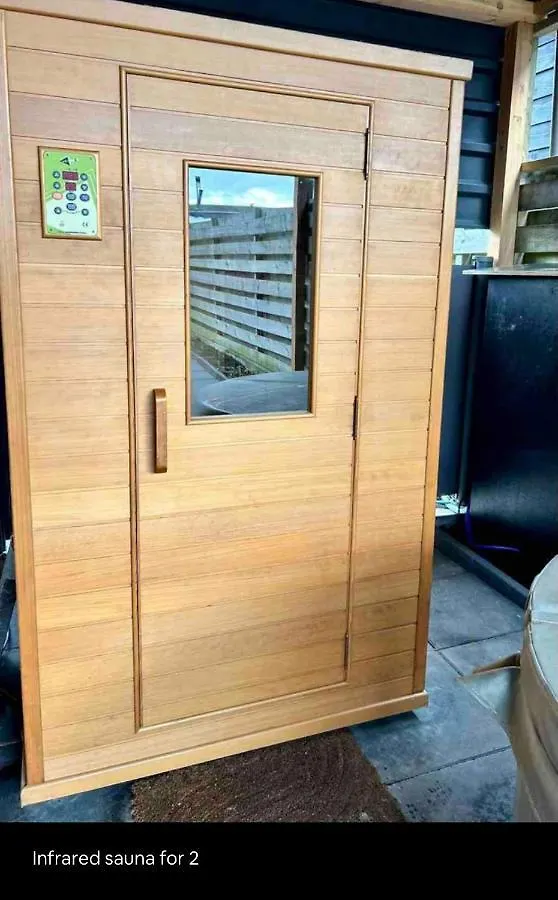 Tiny House With Sauna & Jacuzzi Near Amsterdam Vijfhuizen 0*,  Netherlands
