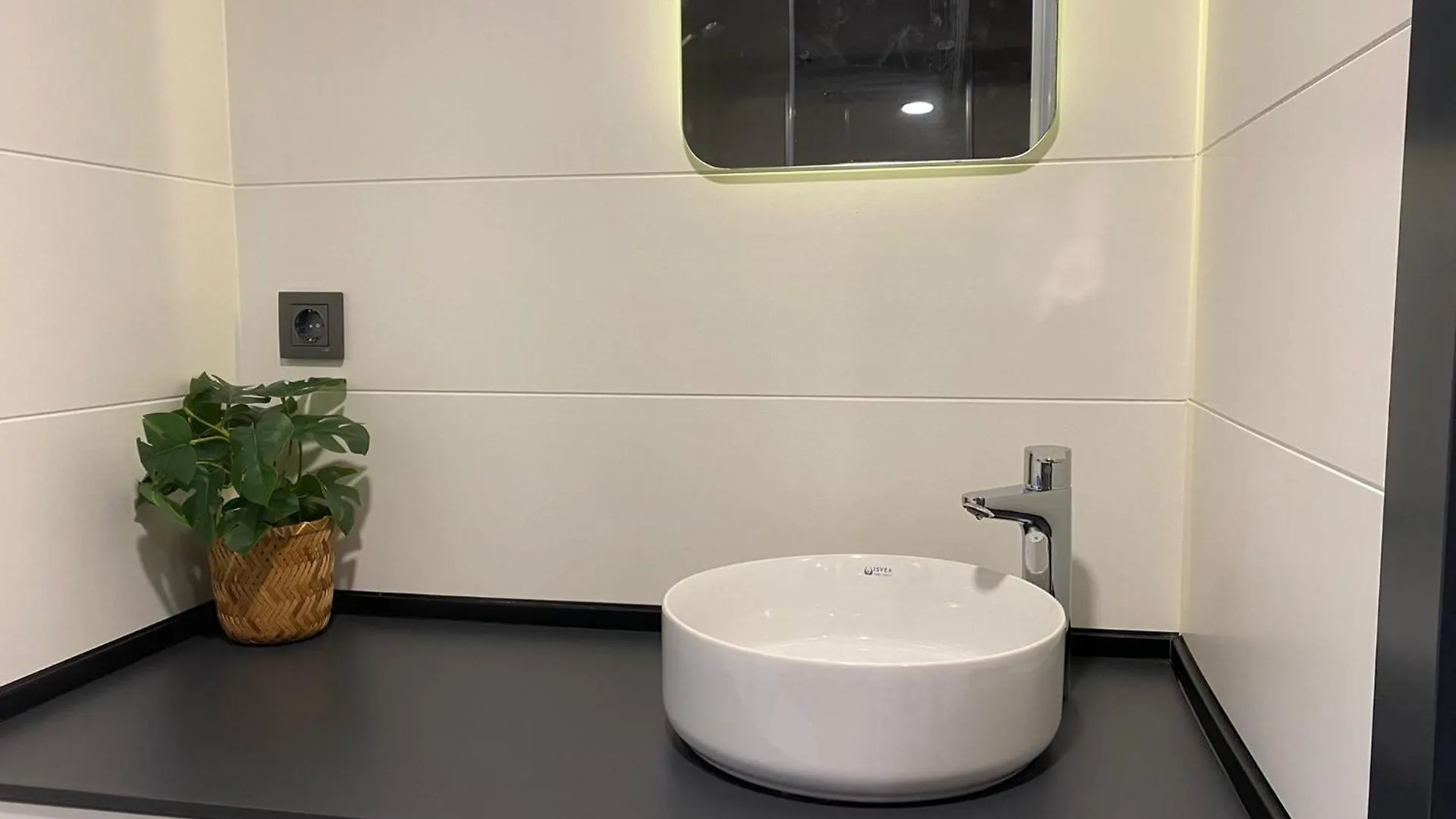 Holiday home Tiny House With Sauna & Jacuzzi Near Amsterdam Vijfhuizen Netherlands