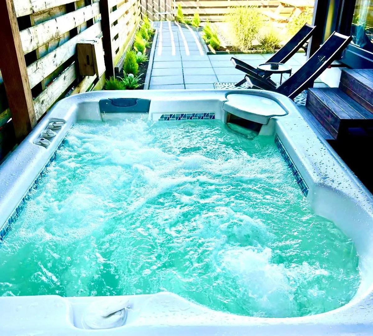 Tiny House With Sauna & Jacuzzi Near Amsterdam Vijfhuizen Holiday home