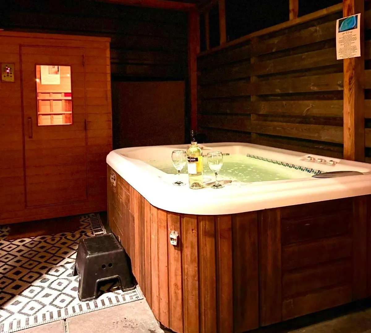 Holiday home Tiny House With Sauna & Jacuzzi Near Amsterdam Vijfhuizen
